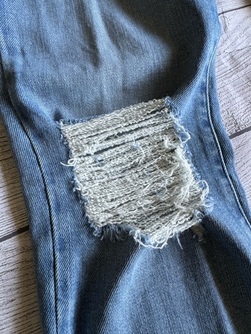 Good American Good Legs Distressed Skny Jeans Raw Hem High Rise Light Wash Sz 6 - Picture 9 of 13